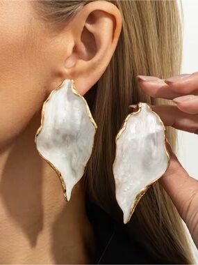 Gold-Trim White Shell Drop Earrings - Women's Fashion Jewelry